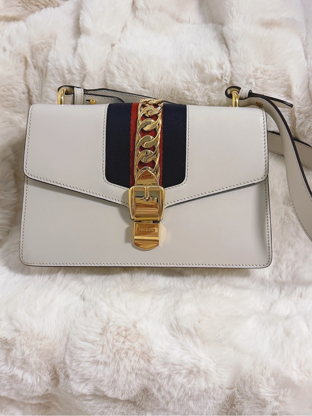 Gucci Sylvie small shoulder bag - Picture 1 of 15
